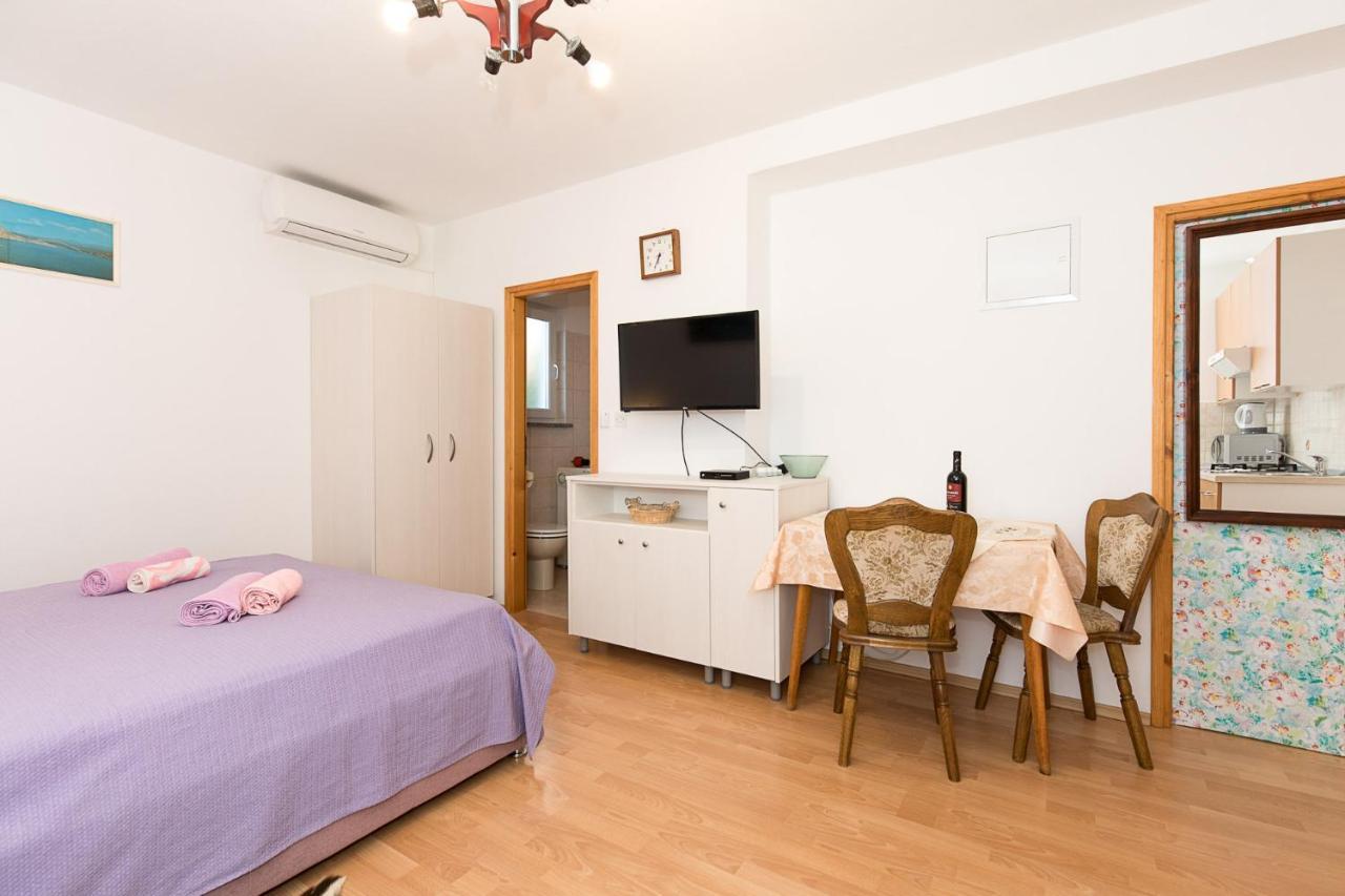 Apartment Stefano Vrh  Exterior photo